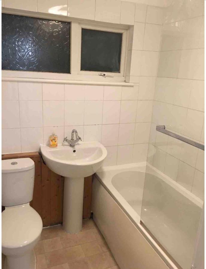 Eastbourne Large Double Room With Wifi & Kitchen Polegate Exteriör bild